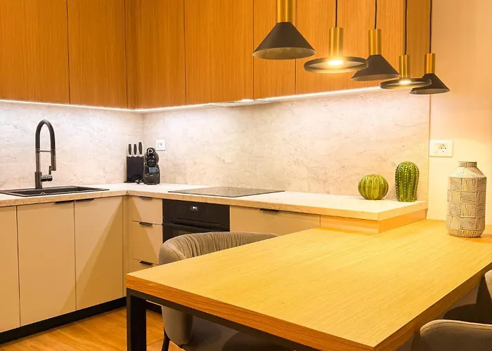 Le Caprice Sun & Sea Apartment *